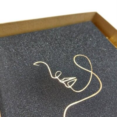 Ręcznie wykonany notes z motywem kobiety